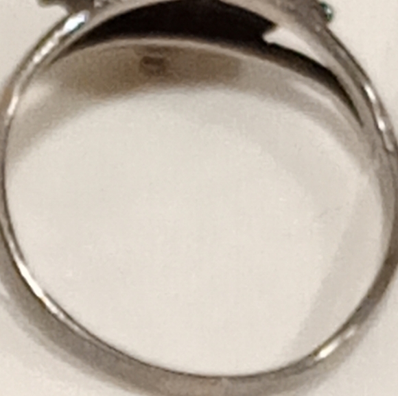 Sterling Silver Garnet Ring Antique - Picture 10 of 16